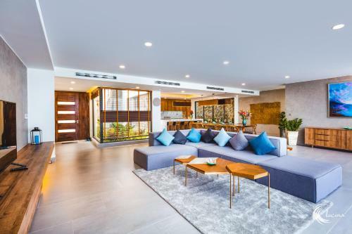 Lucina Villa Nha Trang