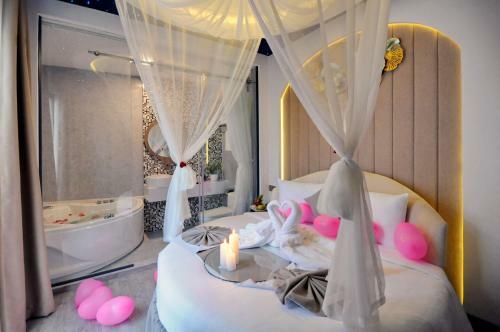 Hotel Alpha Bird Nha Trang - Managed By Rhm Group