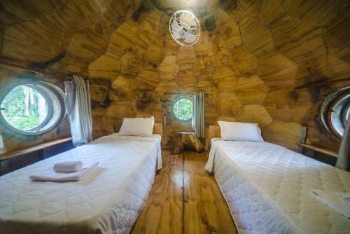 Hostal Phu Quoc Sen Lodge Bungalow Village