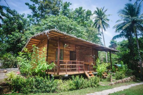 Hostal Phu Quoc Sen Lodge Bungalow Village