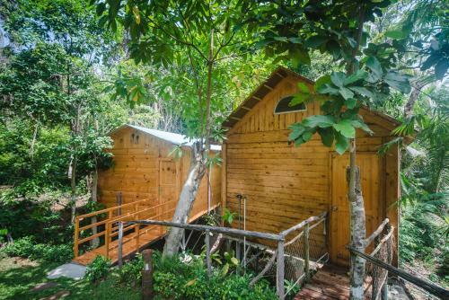 Hostal Phu Quoc Sen Lodge Bungalow Village