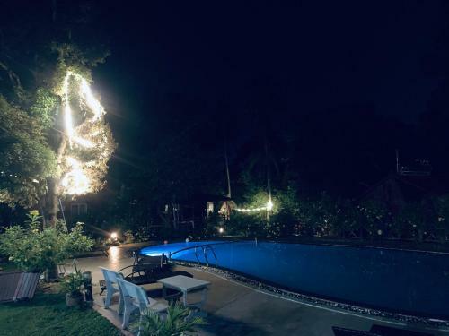 Hostal Phu Quoc Sen Lodge Bungalow Village