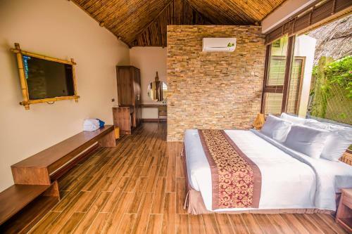 Hotel Coral Bay Resort