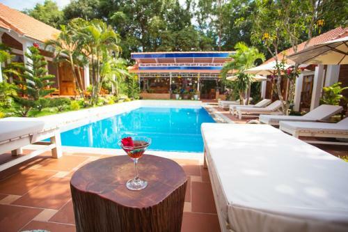 Hotel Little Garden Bungalow