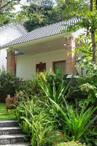 Hotel Nadine Phu Quoc Resort & Spa