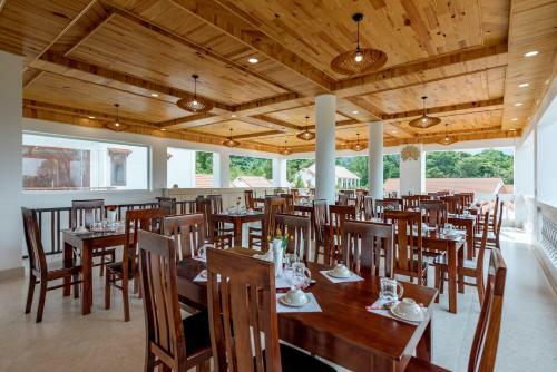 Hostal Bungalow S�ng T??i Mountains