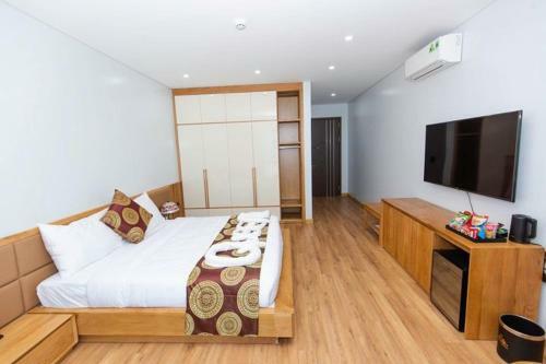 Queen Hotel Ho�ng Gia