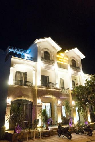 Golden Almie Hotel