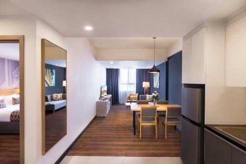 Aparthotel Citadines Central Binh Duong