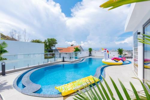 Tr?n Duy Luxury Villa 3 - Private Rooftop Pool