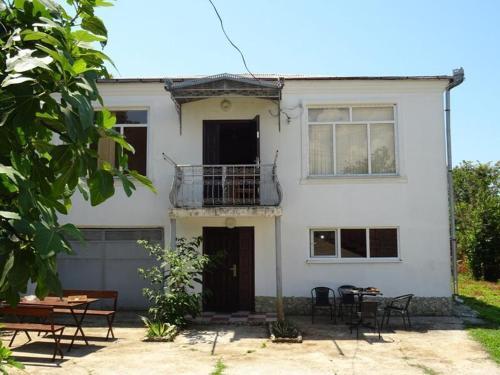 Tyulpan Vacation Home