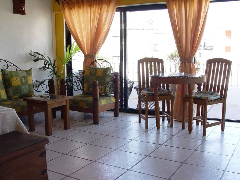 Hotel La Terraza Inn
