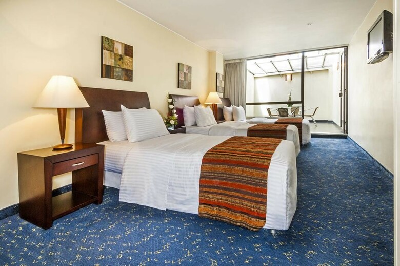 Hotel 51 Plaza