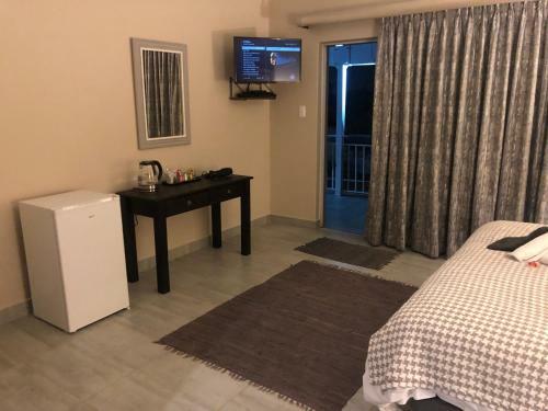8 On Acacia Bed & Breakfast