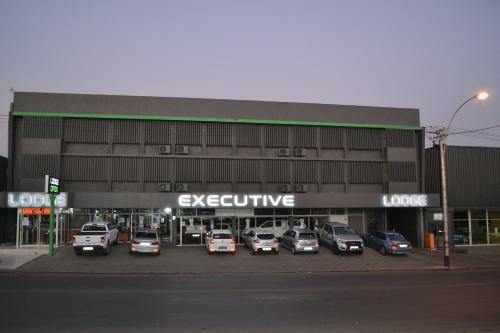 Executive Lodge