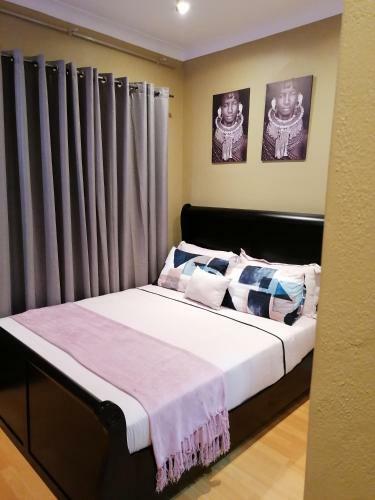 Hostal More-inn Guest House
