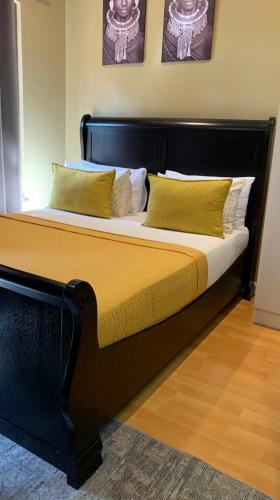 Hostal More-inn Guest House