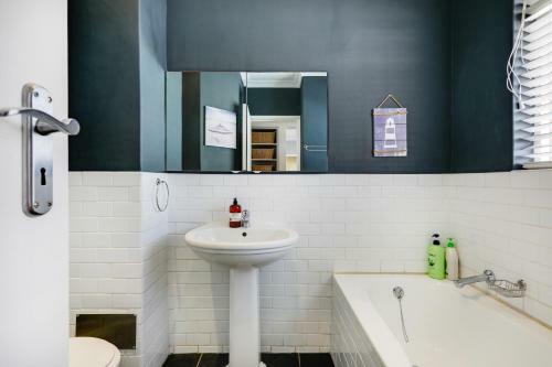 Atlantic Apartment With Bantry Bay Seaviews