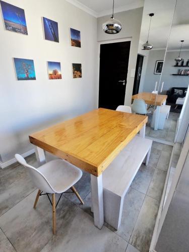 Apartamento 2 Bedroom With Harbour And Mountain Views!