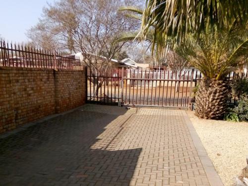 Hostal Casa Villa Guest House Carletonville - Suite 5