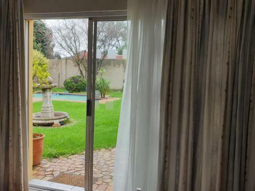 Hostal Matina Guest House