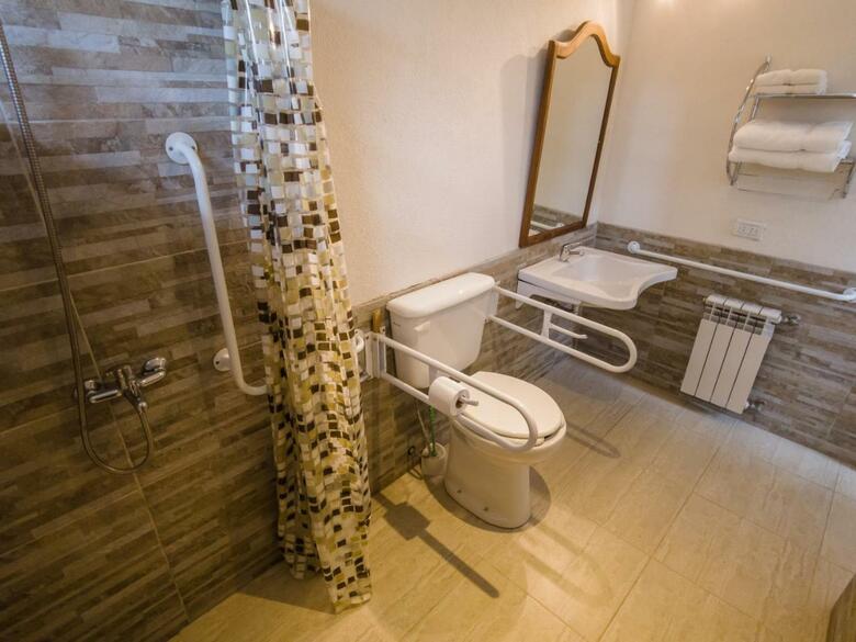 Aparthotel Apart De La Plaza
