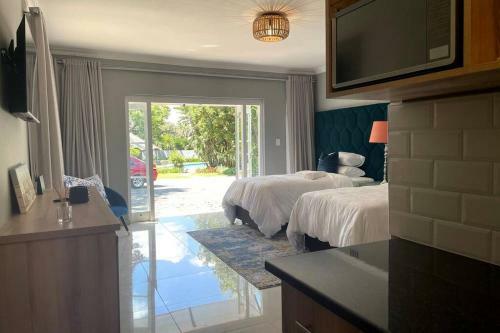 57 Stighling Sandton Luxury Studio Apartment 2