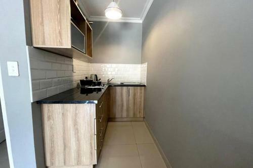 57 Stighling Sandton Luxury Studio Apartment 2