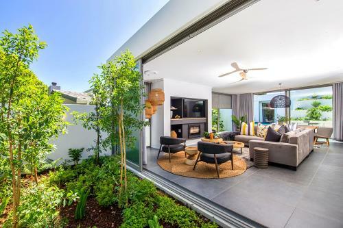 Villa Island Retreat