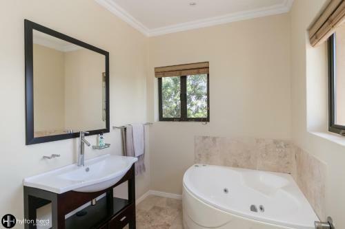 Pezula Ocean View Villa-sr1