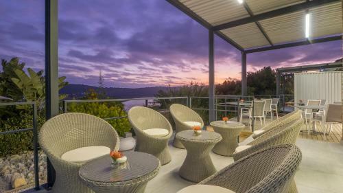 Knysna Holiday Home - Amazing Lagoon Views