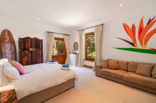 Villa Knysna Tuscan Hideaway- Ef1