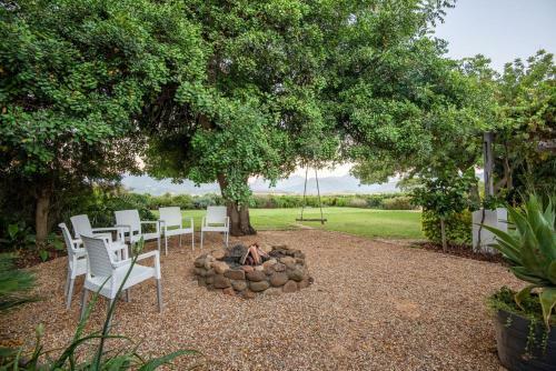 Fransmanscottage - Farm Lifestyle Accommodation