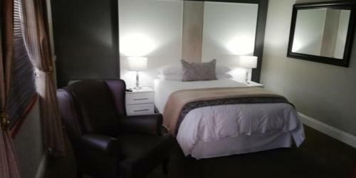 Hostal Gold Crest Guesthouse