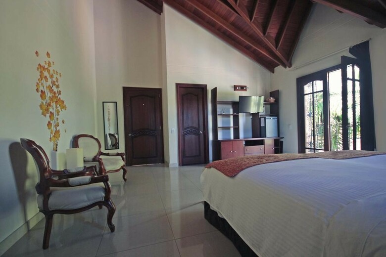 Hotel Villa De Los Angeles