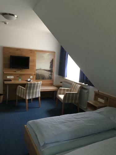 Hotel Neuenburger Hof