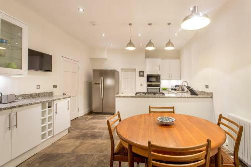 Altido 2 Bed Apartment In City Centre