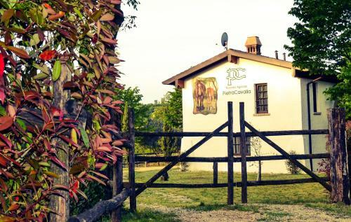 Agroturismo Pietra Cavalla - Ranch & Resort