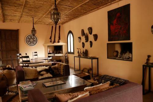 Hotel Fawakay Villas