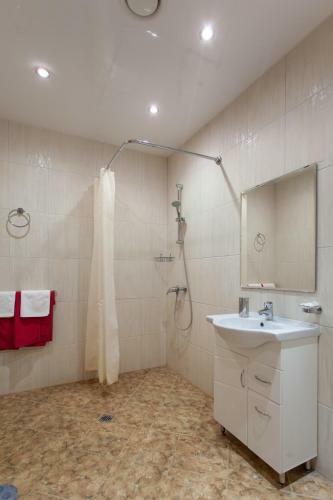 Club Hotel Gardarika