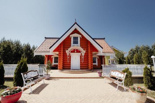 Eco-village Uhnovgrad