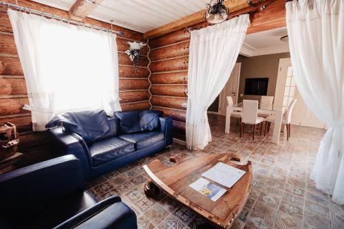 Eco-village Uhnovgrad