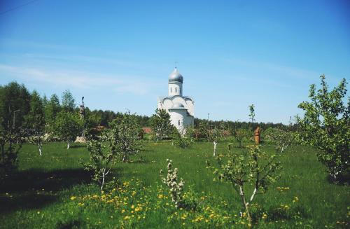 Eco-village Uhnovgrad