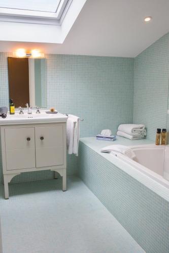 Valescure Villa Sleeps 34 Pool Air Con Wifi