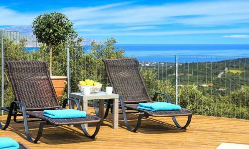 Cretan View Villa With Heated Swimming Pool