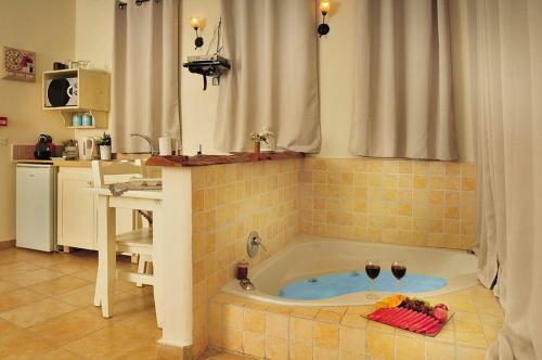 Lodge Adar Suites In The Golan