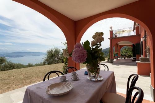 Villa Bellosguardo Apartments