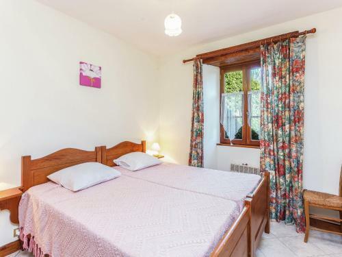 Charming Holiday Home In Prats-du-perigord With Pool