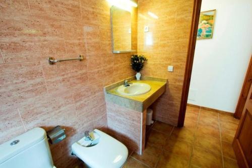 Les Cabanyes Villa Sleeps 8 Pool Wifi