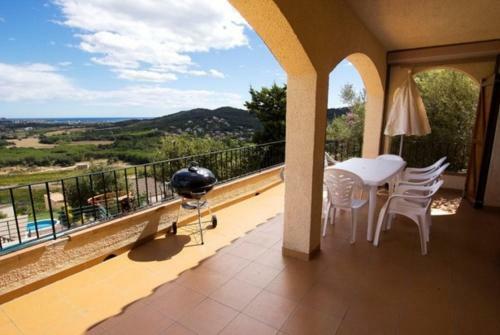 Les Cabanyes Villa Sleeps 8 Pool Wifi